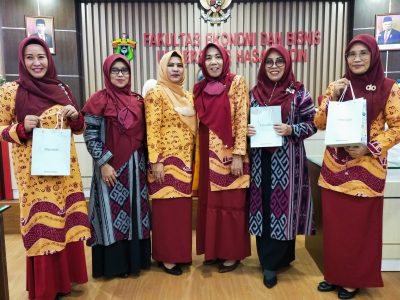 Kegiatan Deauty Demo by Wardah Cosmetik